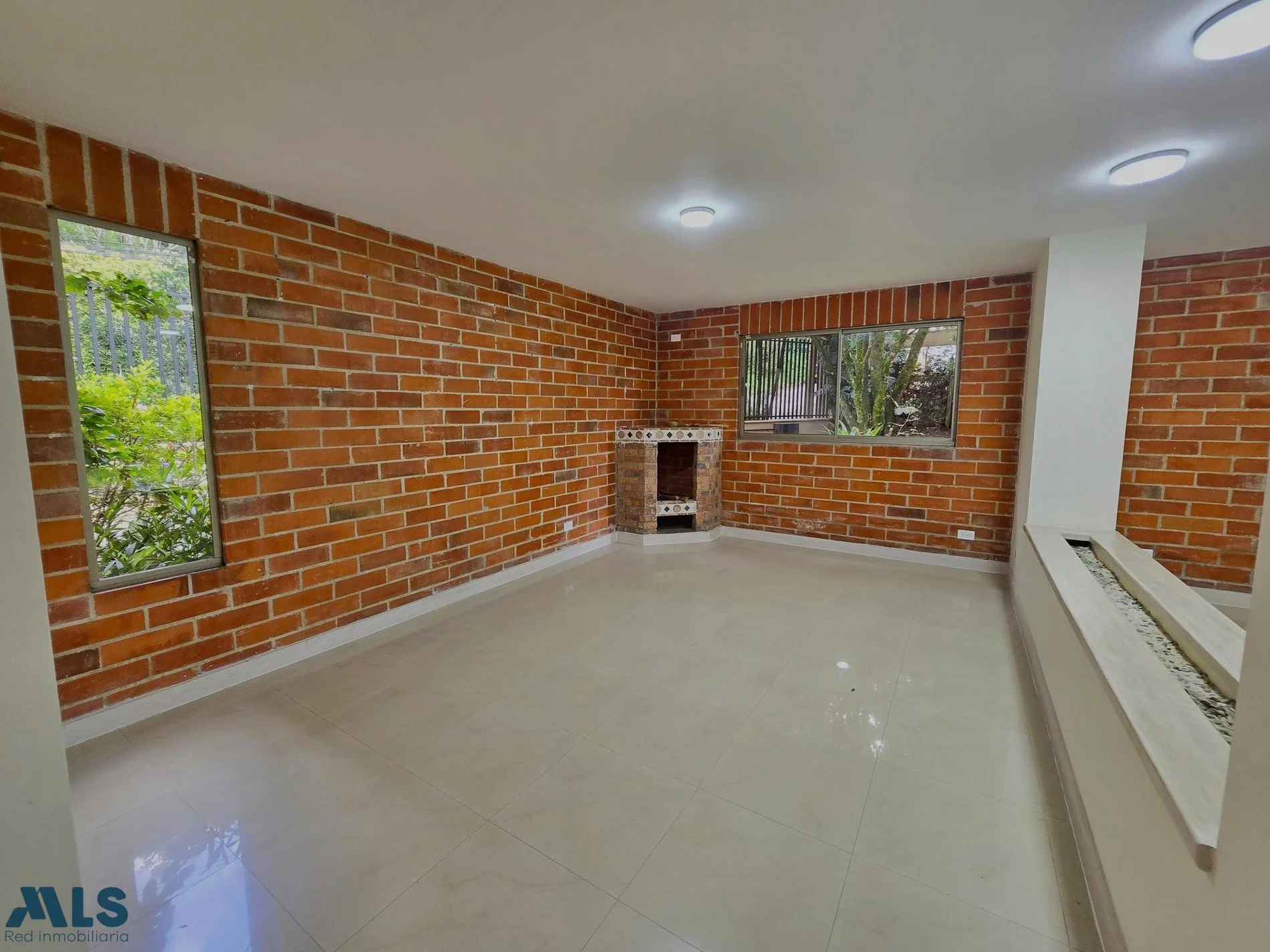 Gallery photo 2