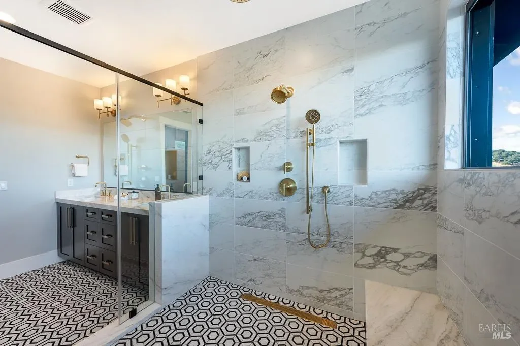 22 Oak Knoll Court, Petaluma, CA, 94952, USA, Petaluma, California, United States. - Photo 6