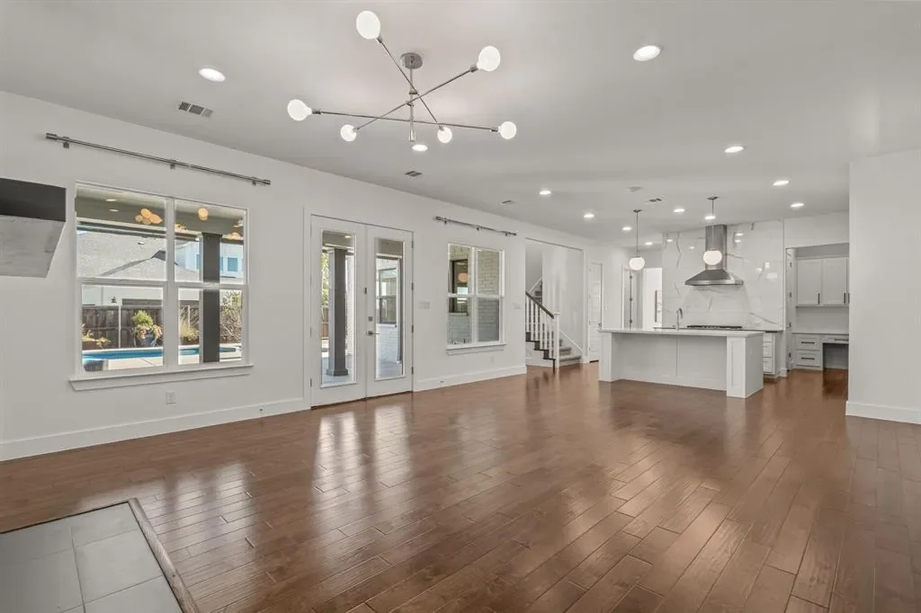 13620 Walsh Avenue, Fort Worth, Texas, United States. - Photo 9