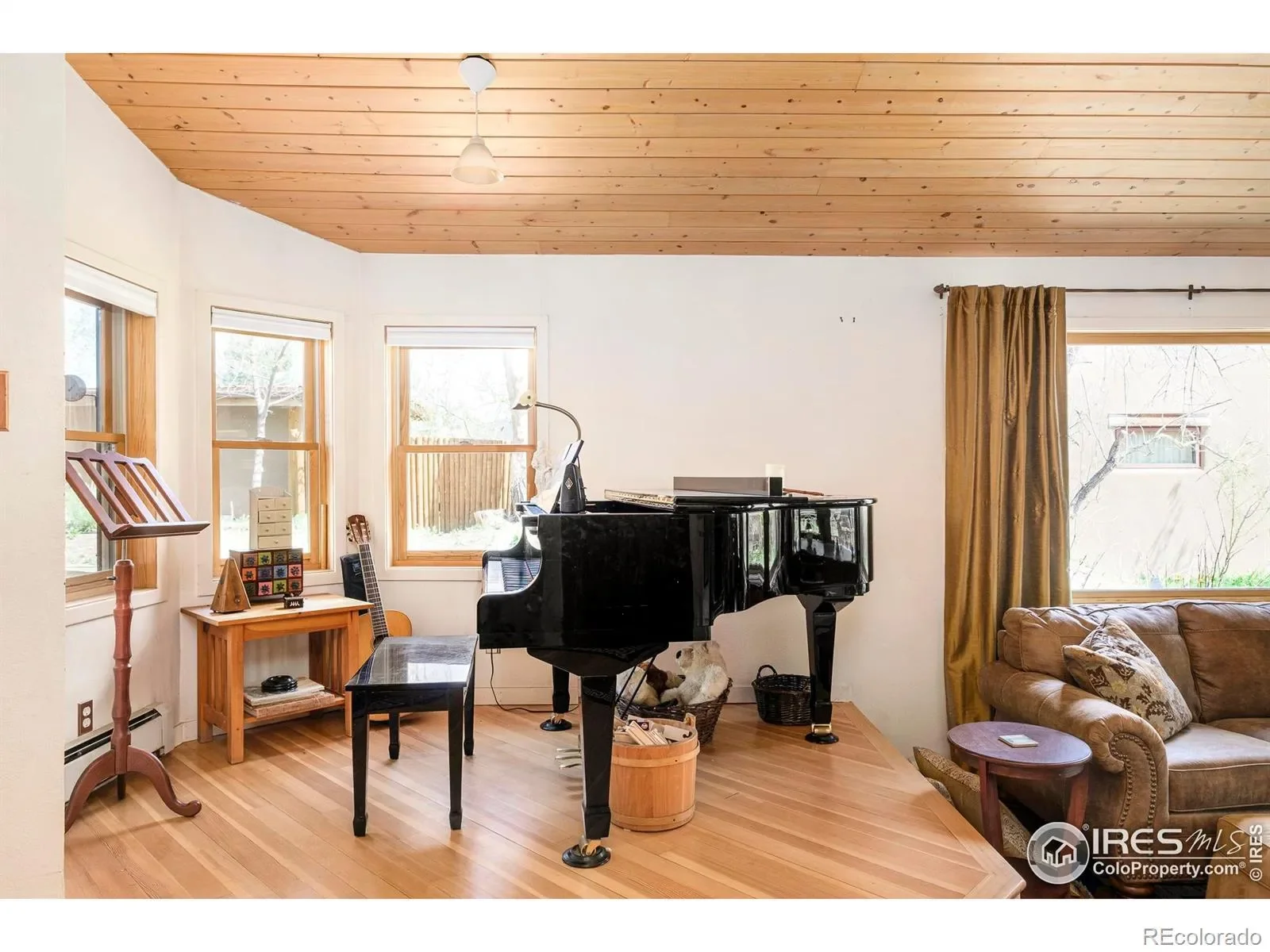 Gallery photo 3