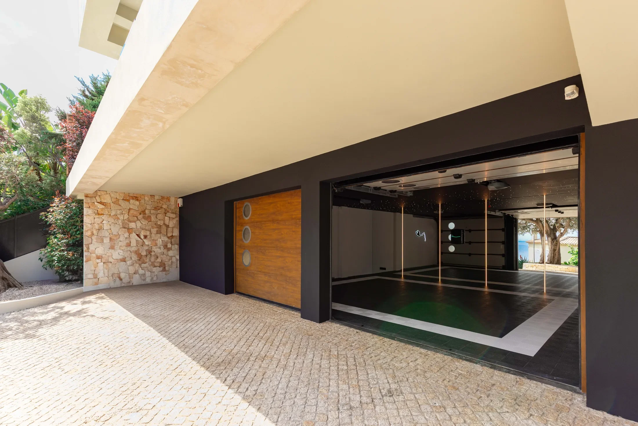 Stunning Modern Villa with Panoramic Sea View – Roquebrune-Cap-Martin