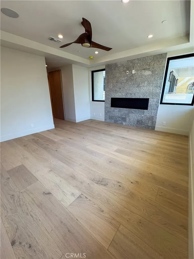 404 16th Street, Manhattan Beach, California, United States. - Photo 8