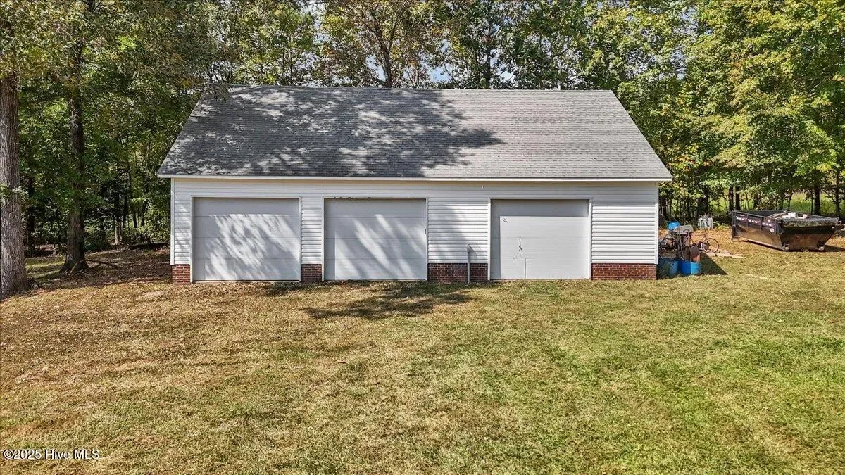 194 Fawns Rest Road, Siler City, North Carolina, United States. - Photo 16