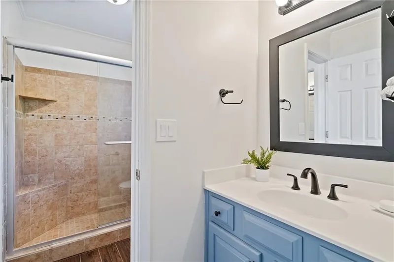 812 Lakemere Crest, Suwanee, GA 30024, Suwanee, Georgia, United States. - Photo 36