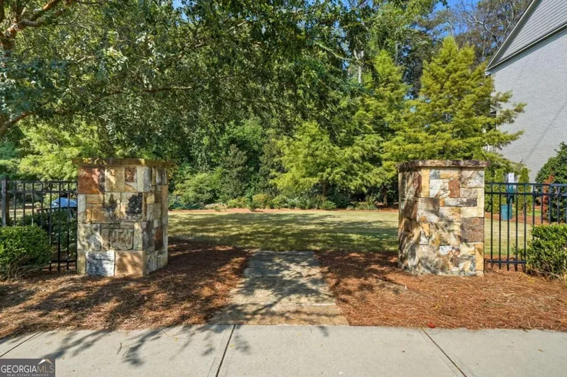 Brookhaven, Georgia, United States. - Photo 44