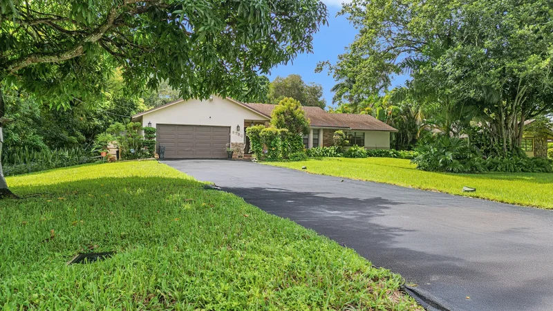 9700 NW 28th St , Hollywood, FL 33024, Pembroke Pines, Florida, United States. - Photo 61