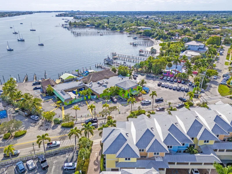 305 E Ocean Avenue Th-7, Lantana, Florida, United States. - Photo 12