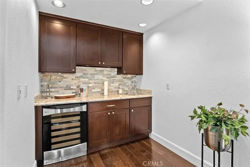 3 Nice, Laguna Niguel, California, United States. - Photo 24