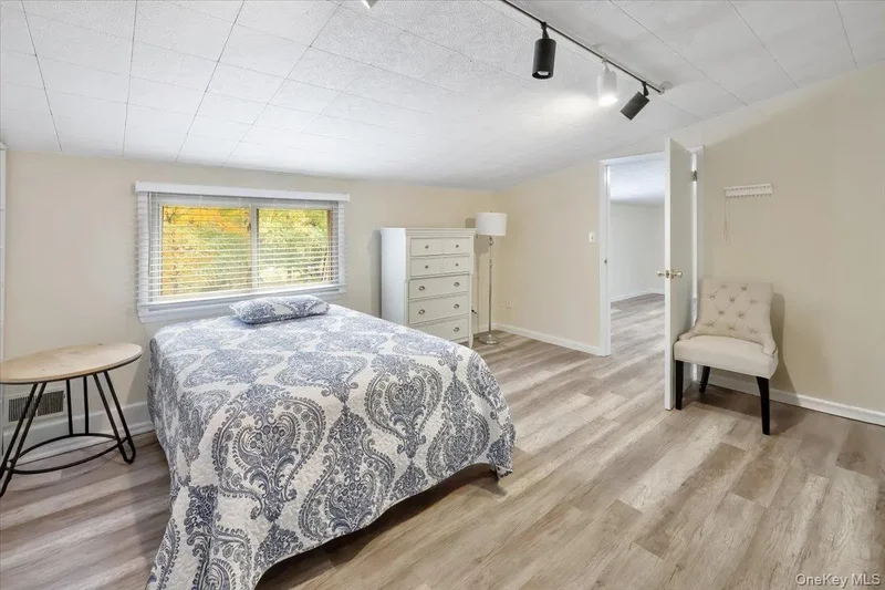 107 Tennyson Drive, Nanuet, NY 10954, Nanuet, New York, United States. - Photo 27