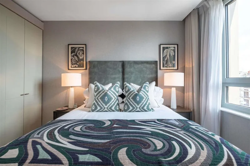 Garrett Mansions, EDGWARE ROAD, London, W2