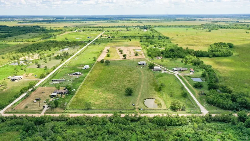 2828 County Road 615, Dayton, TX 77535, Dayton, Texas, United States. - Photo 7