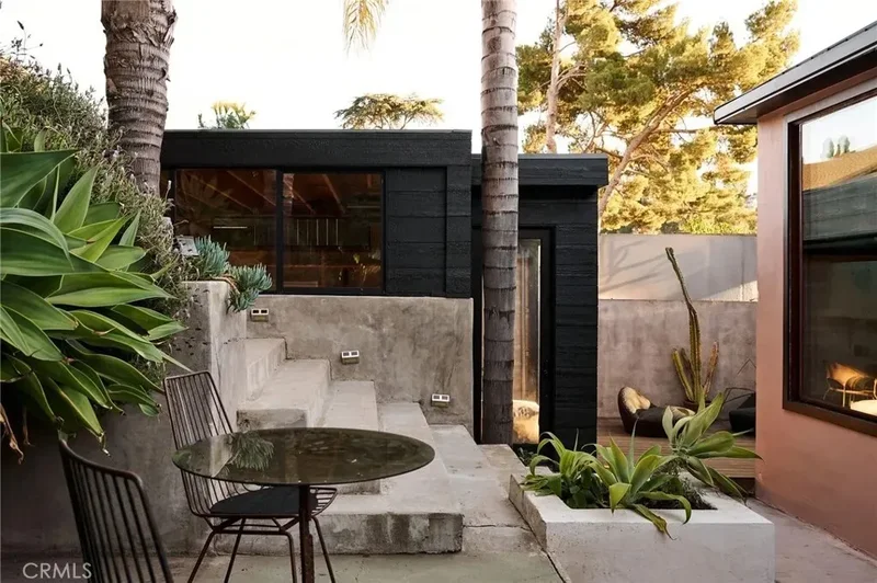 2111 Wollam St, Los Angeles, California, United States. - Photo 24