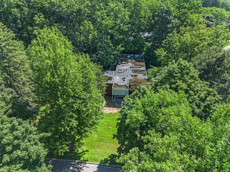 2427 Londonderry Road, Ann Arbor, MI, 48104, USA, Ann Arbor, Michigan, United States. - Photo 9