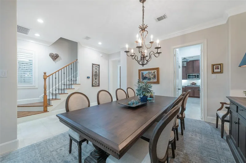2026 Elmen Street, Houston, Texas, United States. - Photo 17