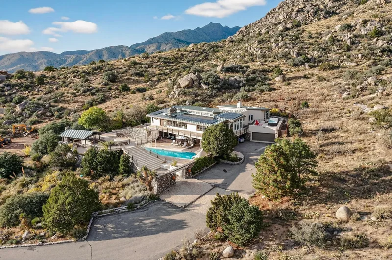9 Sandia Heights Drive NE, Albuquerque, NM 87122, Albuquerque, New Mexico, United States. - Photo 77