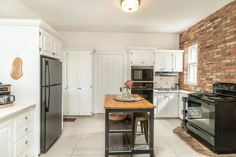 13435 Loyalist Parkway, Prince Edward, Ontario, Canada. - Photo 25