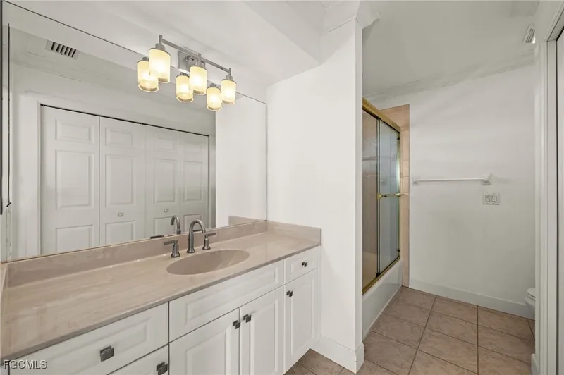 2272 Macadamia Lane, St James City, FL 33956, Saint James City, Florida, United States. - Photo 9