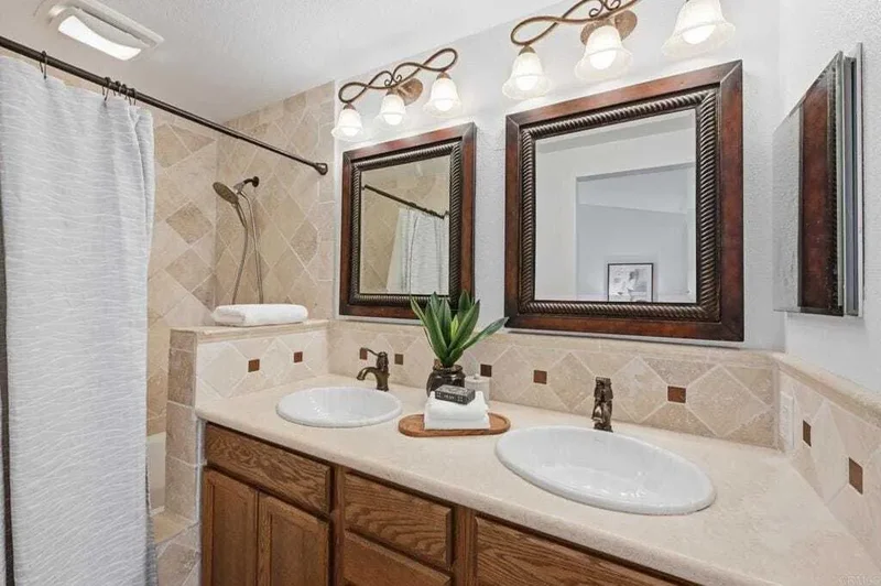 3694 Fallon, San Diego, CA, 92130, USA, San Diego, California, United States. - Photo 5