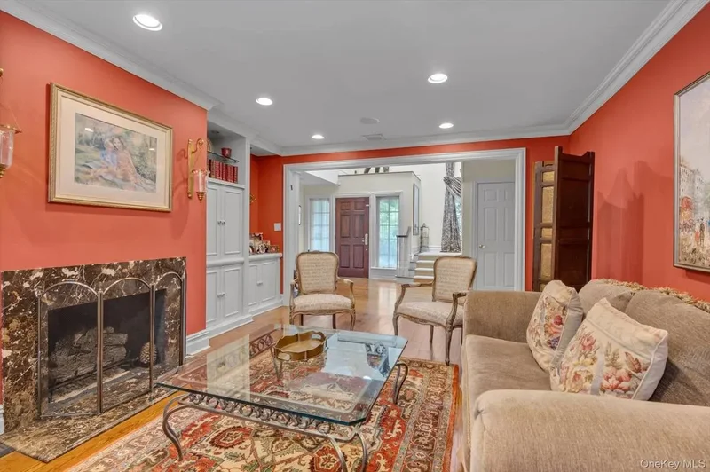 8 Briarfield Drive, Great Neck, New York, United States. - Photo 35