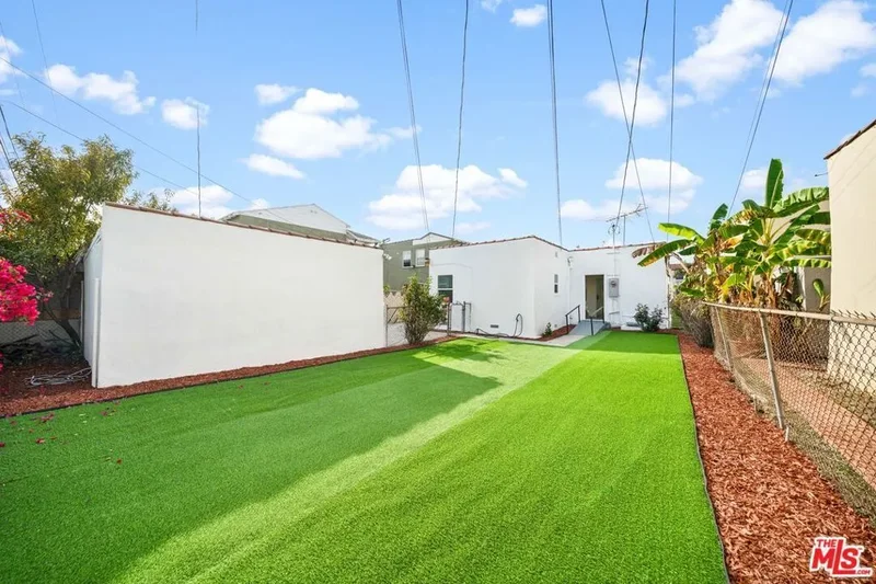 1558 Hauser Boulevard, Los Angeles, California, United States. - Photo 31