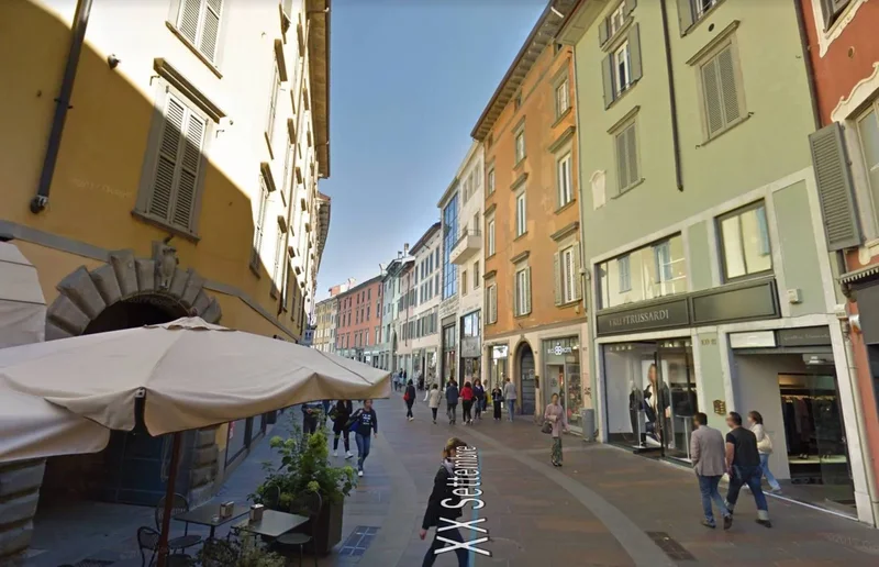 Via Francesco Nullo, Bergamo, Lombardy, Italy. - Photo 4