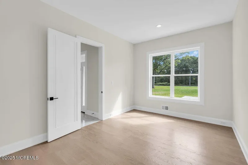 1730 Old Freehold Road, Toms River, New Jersey, United States. - Photo 10