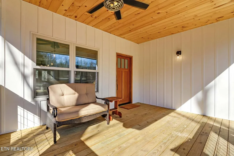 565 Grassland Rd, Crossville, TN 38572, Crossville, Tennessee, United States. - Photo 13