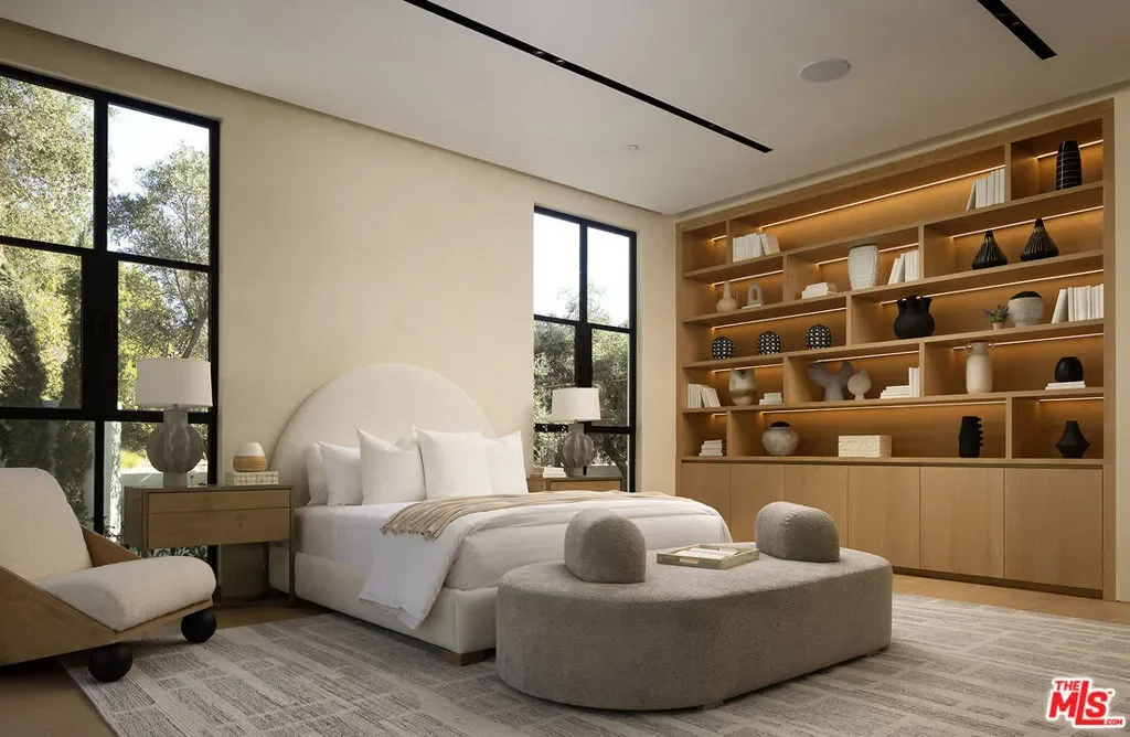 1165 Somera Road, Los Angeles, California, United States. - Photo 25