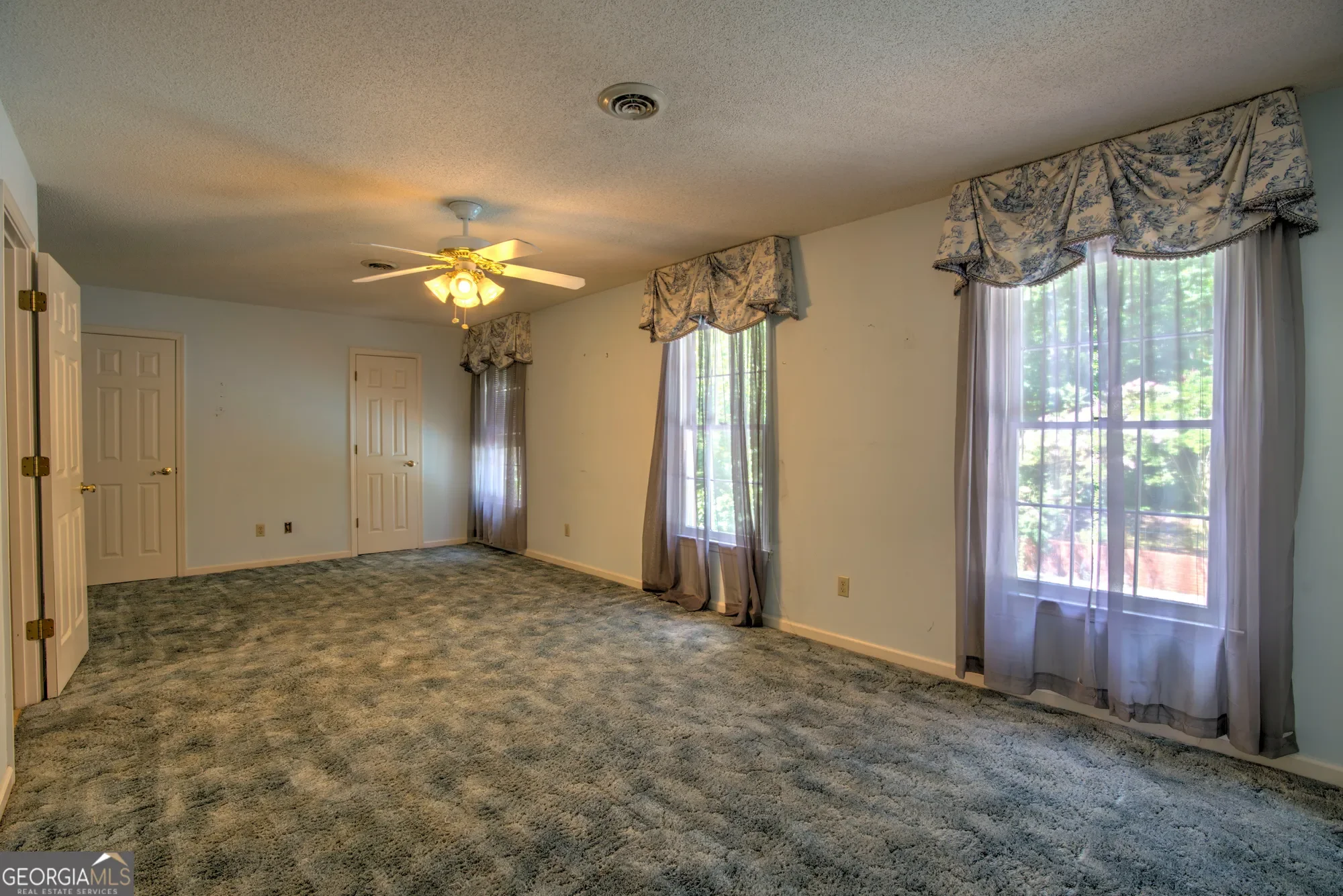 Gallery photo 6