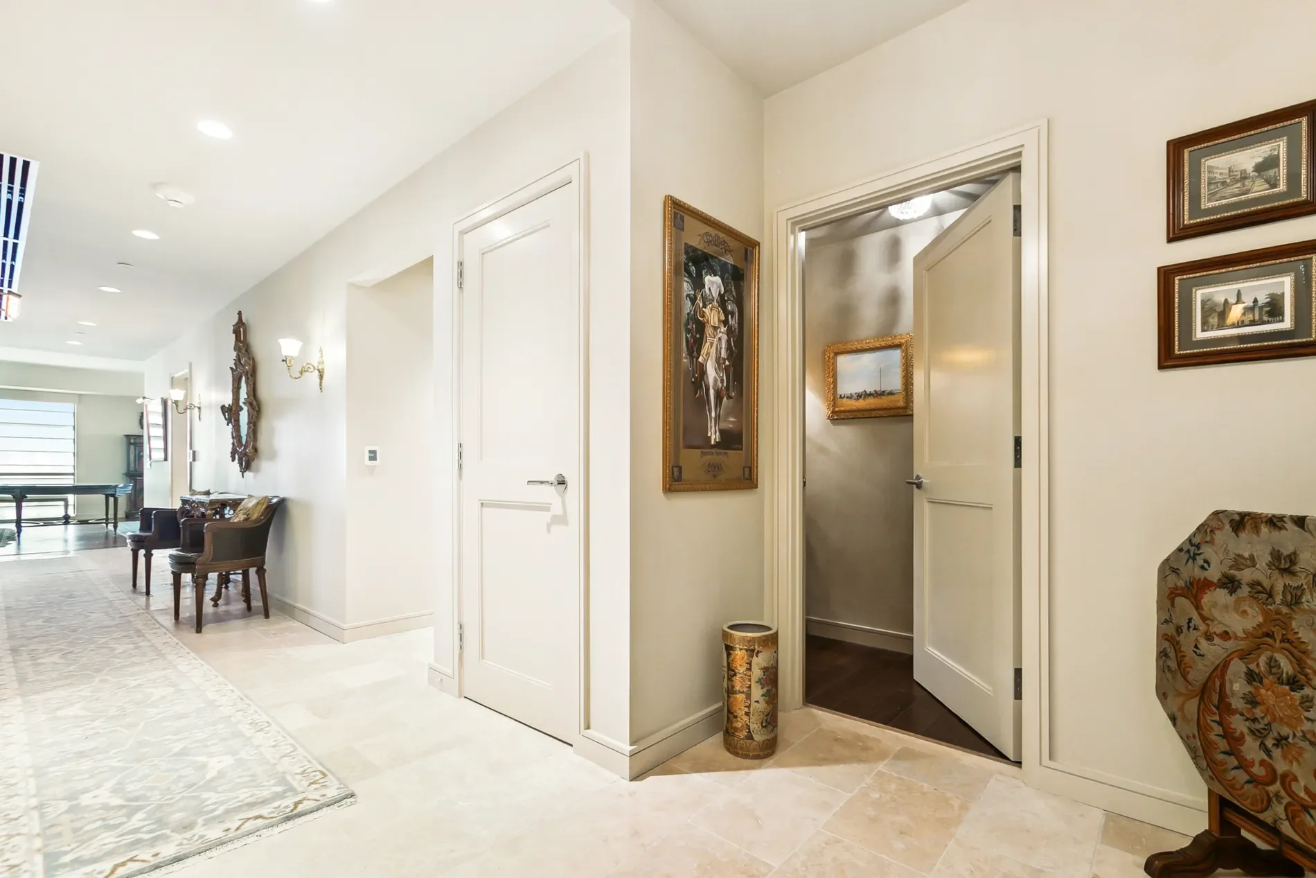 2 Canal Street Unit#2505 , New Orleans, LA 70130, New Orleans, Louisiana, United States. - Photo 1