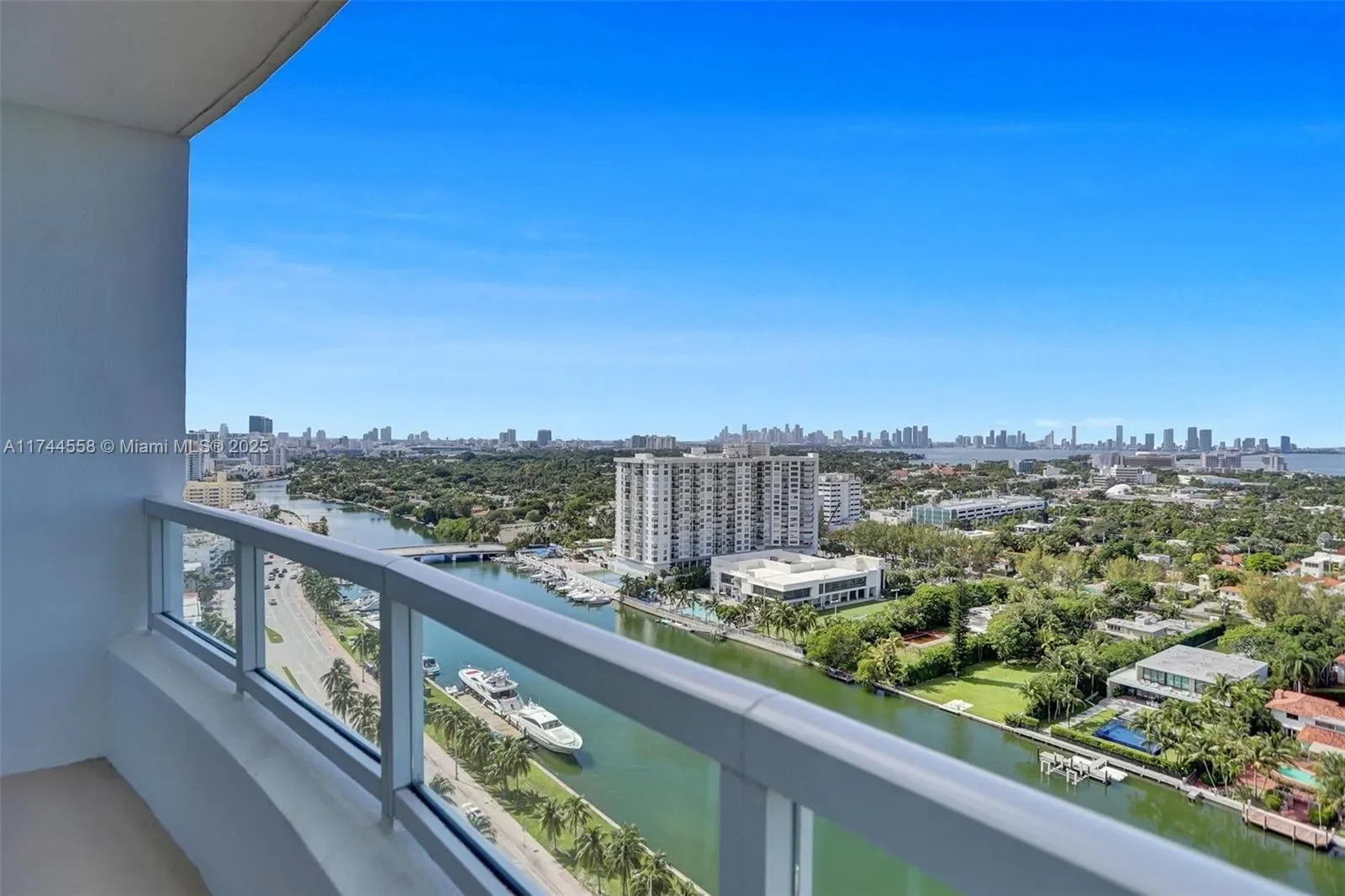 4401 Collins Ave 2114/2116, Miami Beach, Florida, United States. - Photo 34