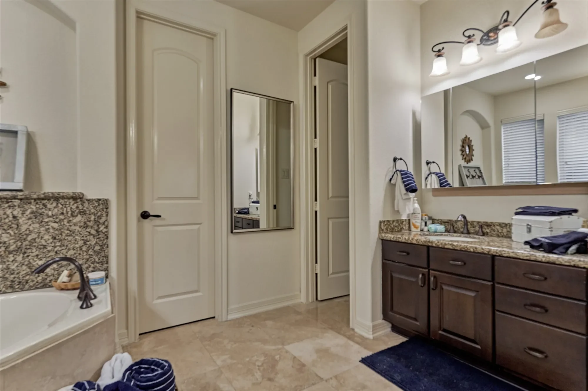 19089 Grandview Point, Montgomery, TX 77356, Montgomery, Texas, United States. - Photo 19