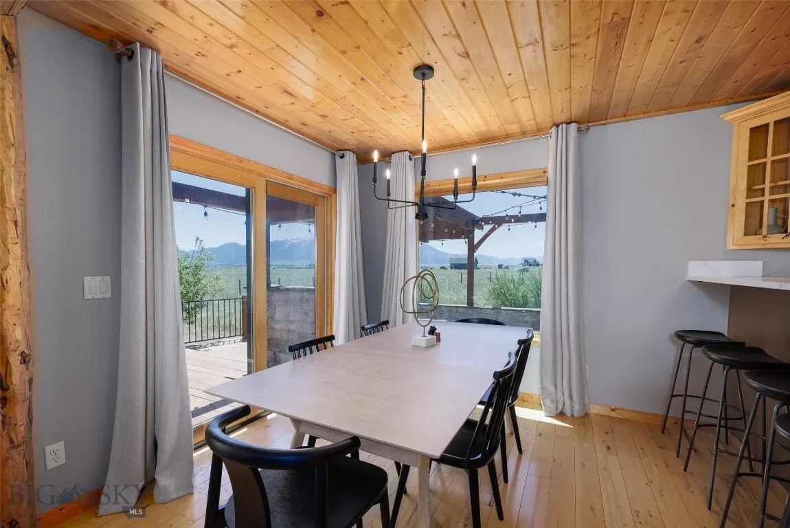 138 Inverness, Livingston, Montana, United States. - Photo 16