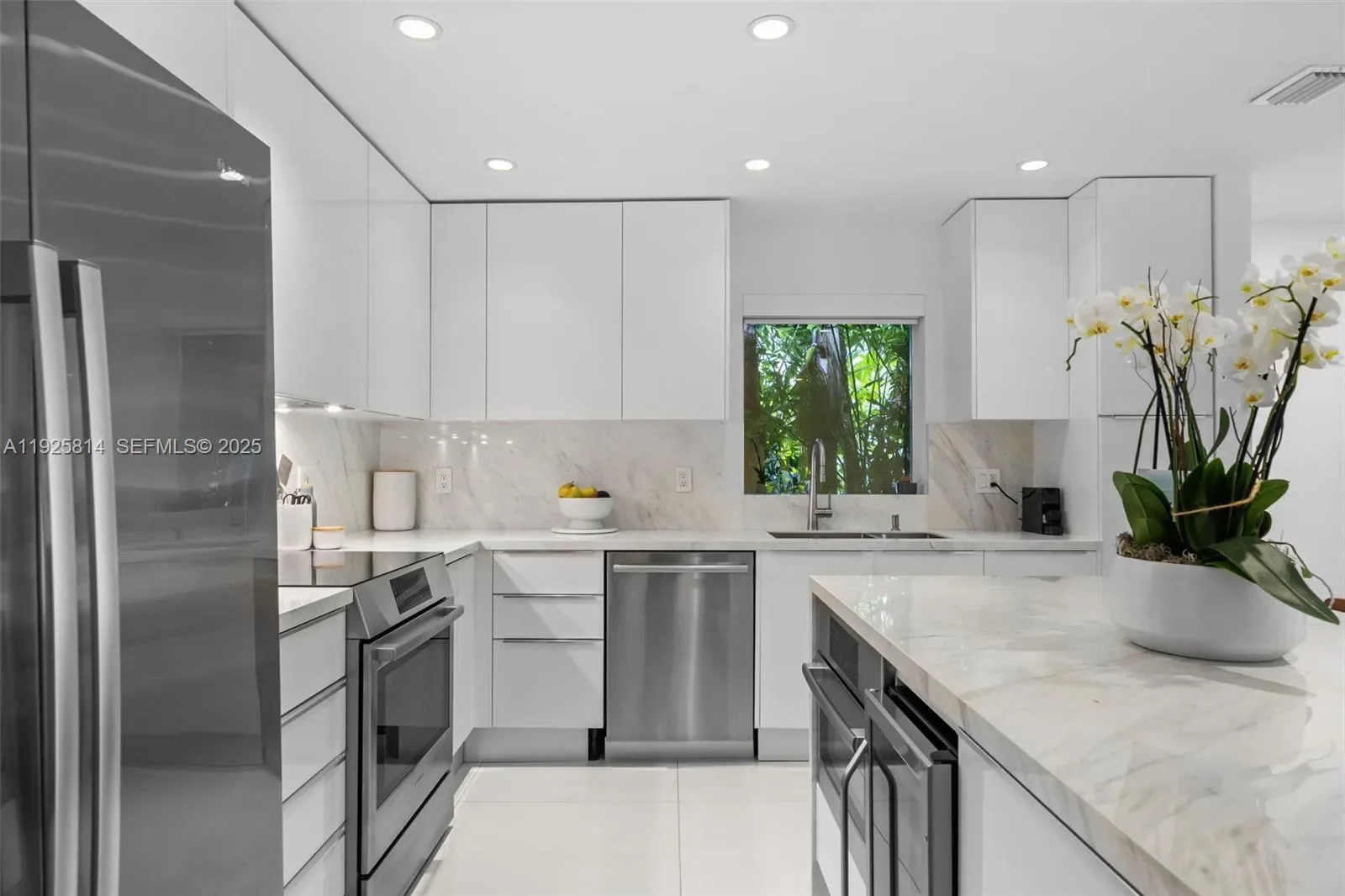 45 SW 19th Rd, Miami, FL 33129, Miami, Florida, United States. - Photo 33