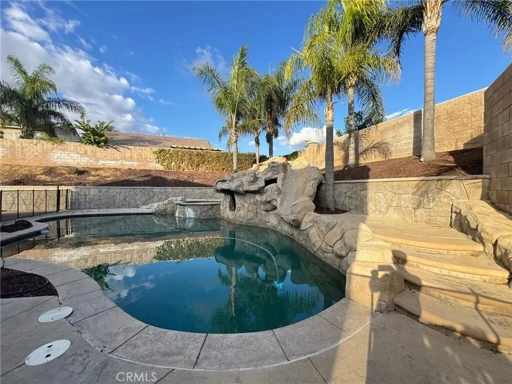 11818 Amethyst Court, Jurupa Valley, California, United States. - Photo 3