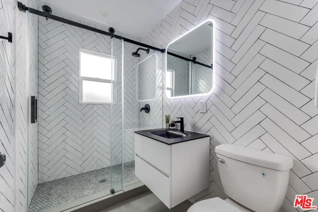24 20th Avenue, Los Angeles, California, United States. - Photo 15