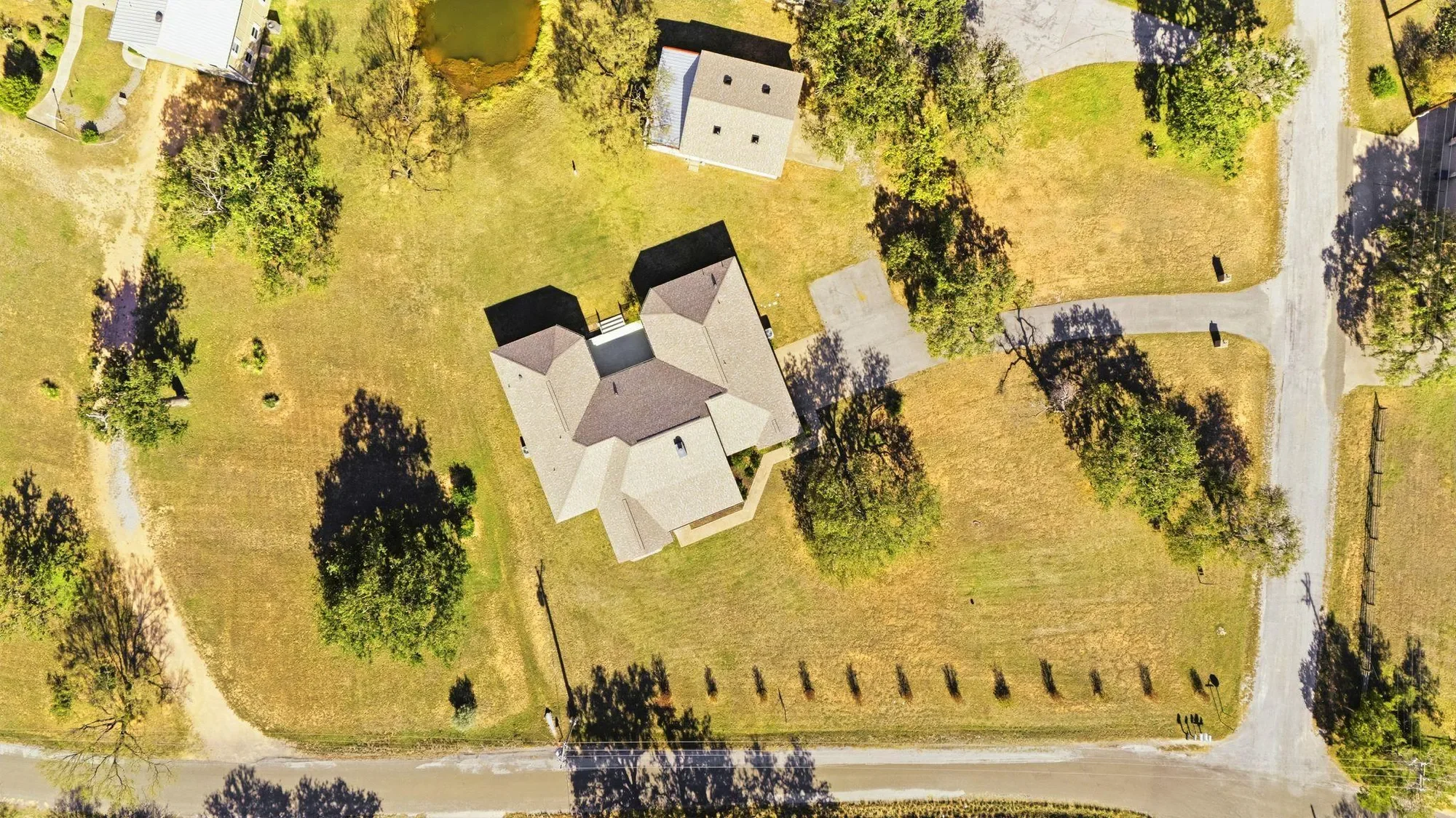 200 Apache Trail ST, Burnet, Texas, United States. - Photo 35