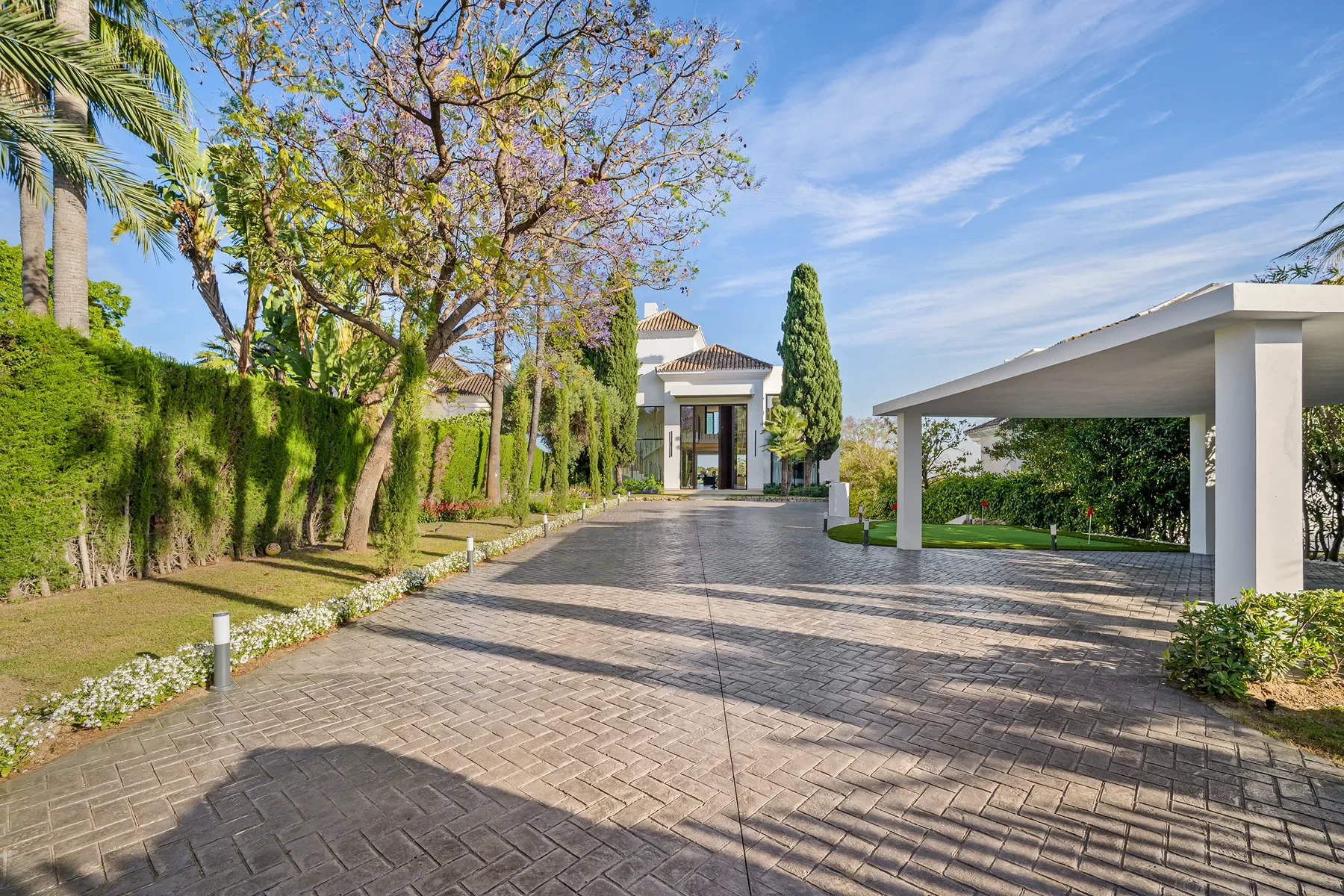 Exterior photo 10