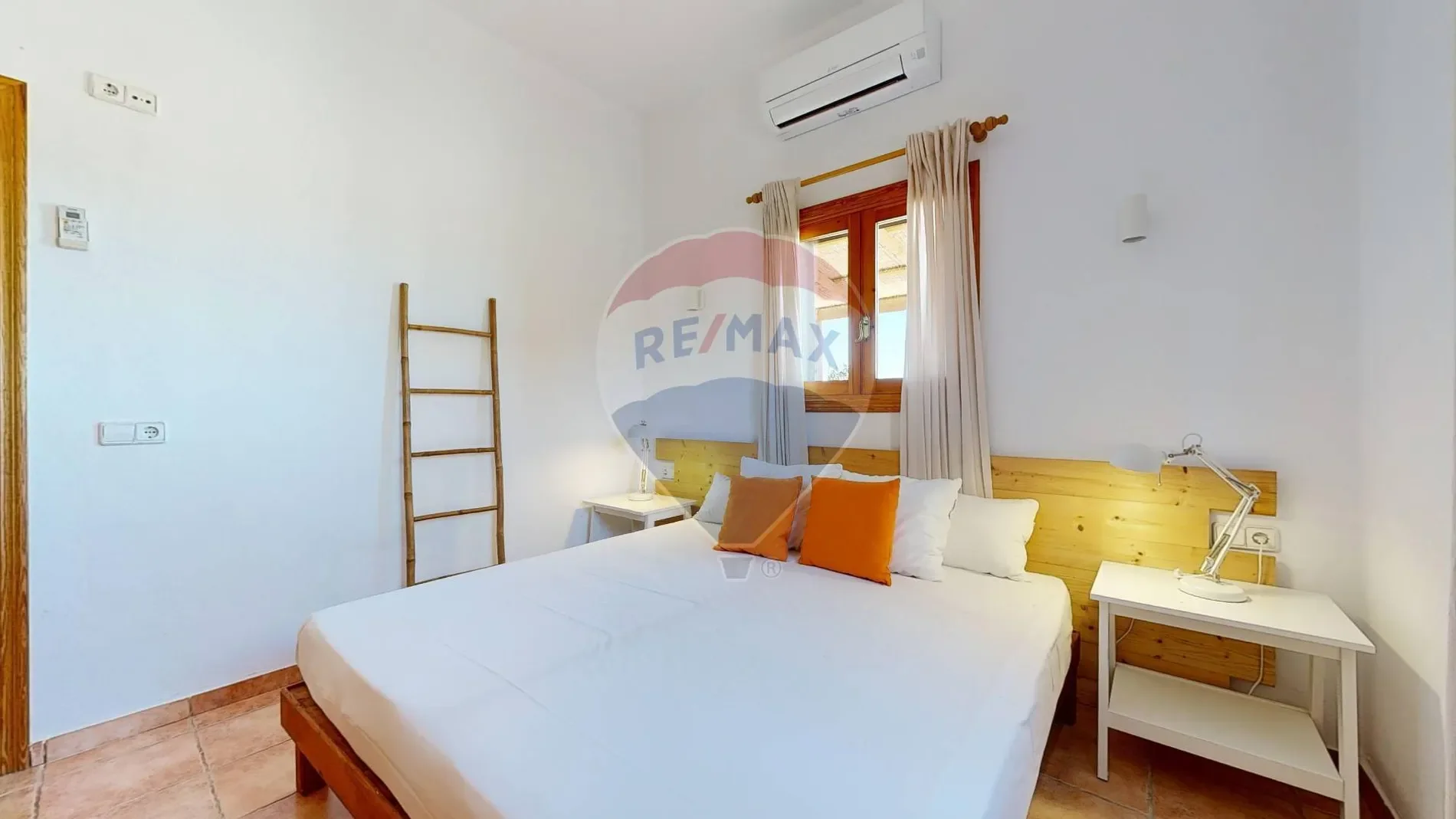 PC5R+88J Sant Francesc Xavier, Spagna, Formentera, Balearic Islands, Spain. - Photo 64