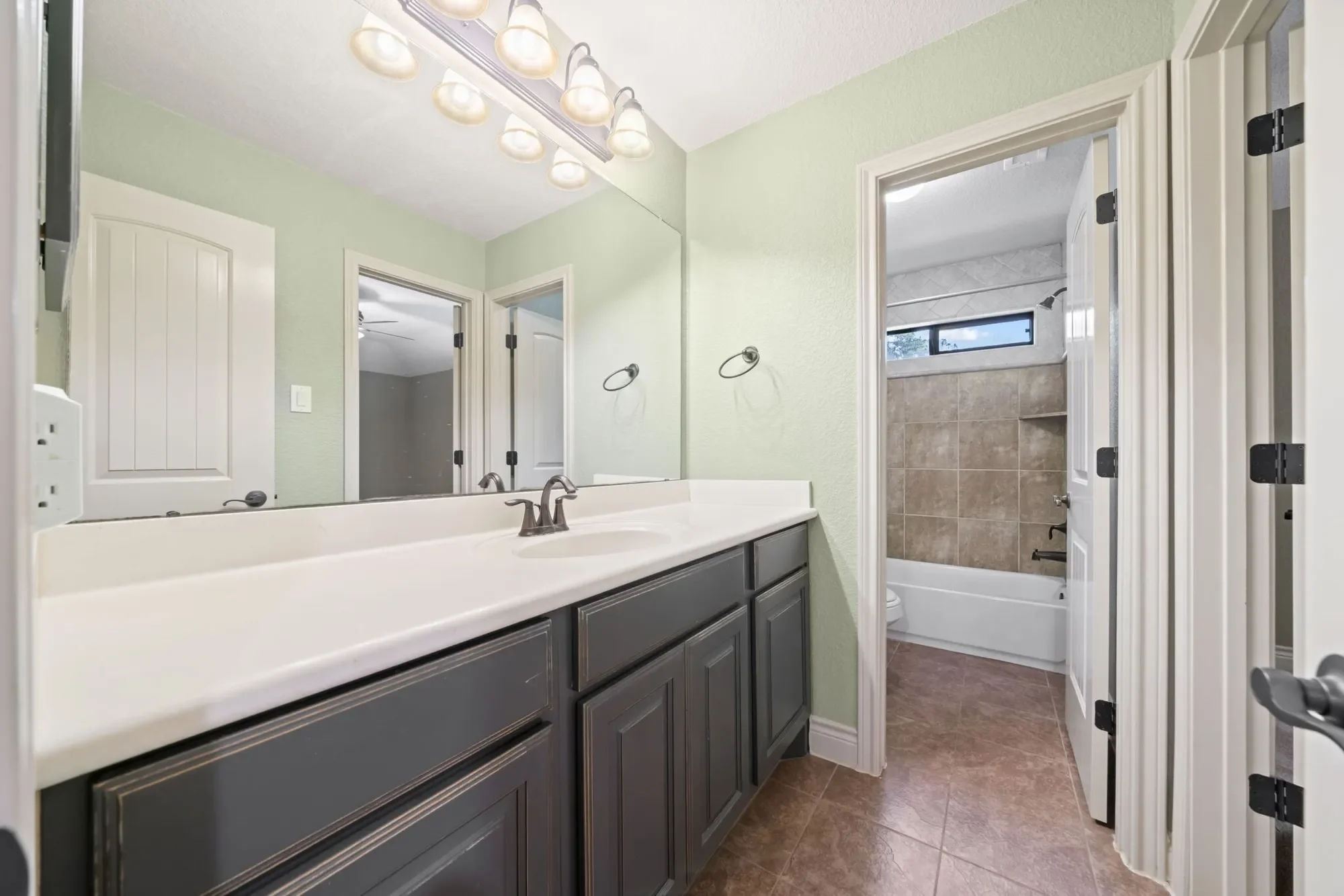 40503 Manor Drive, Magnolia, TX 77354, Magnolia, Texas, United States. - Photo 32