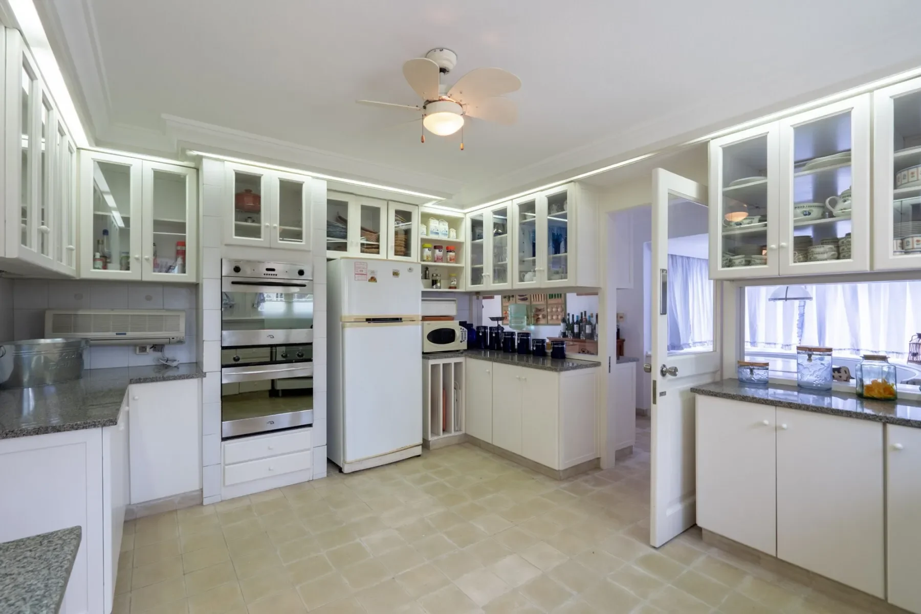 Gallery photo 5