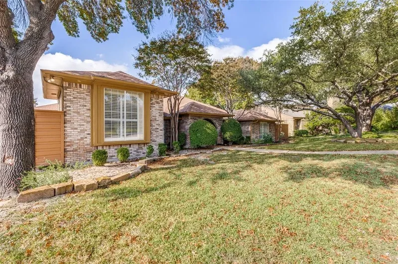 8517 Clover Meadow Drive, Dallas, Texas, United States. - Photo 26