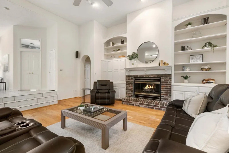 221 N Woodside Lane, Montgomery, TX 77356, Montgomery, Texas, United States. - Photo 9