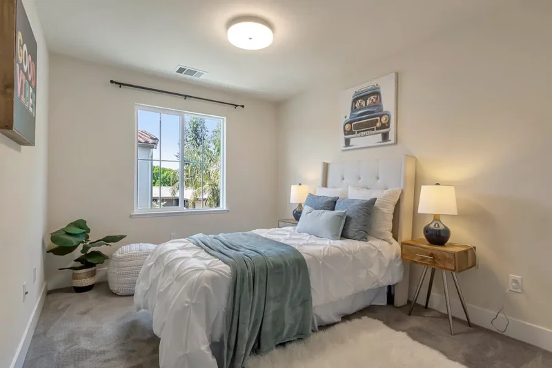512 San Augusto Ter, Sunnyvale, CA 94085, Sunnyvale, California, United States. - Photo 21