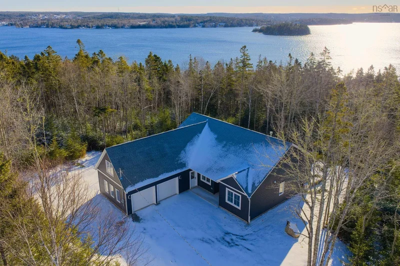 Boutiliers Point Residential