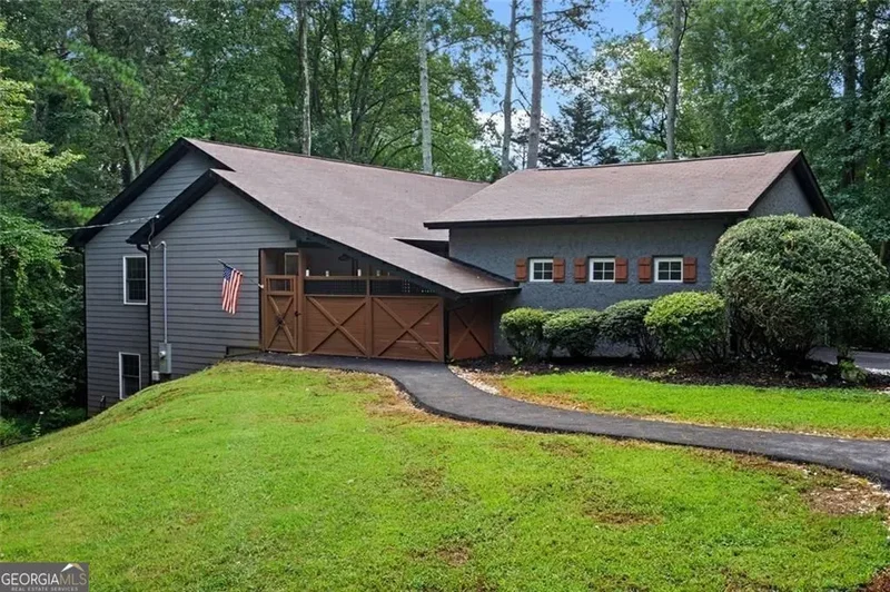 2674 Skylane Drive, Marietta, GA 30062, Marietta, Georgia, United States. - Photo 11