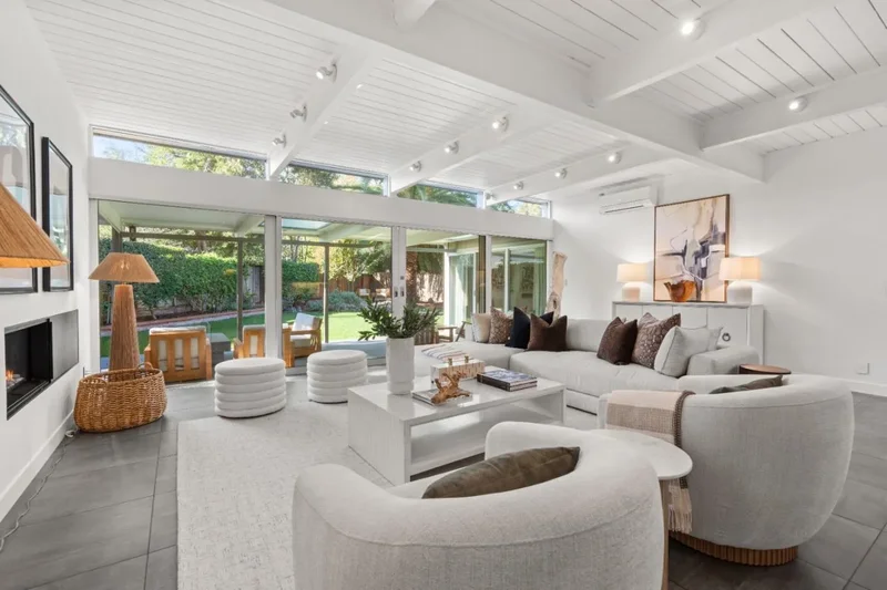 3502 Arbutus Avenue, East Palo Alto, California, United States. - Photo 10