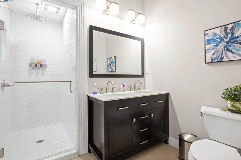 2207 E 21St St, Oakland, California, United States. - Photo 23