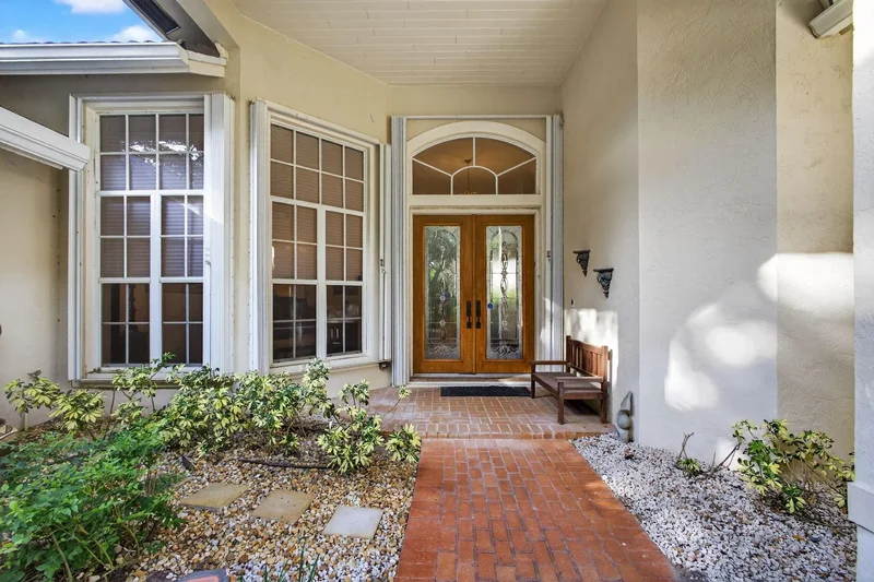 9923 SE Oak Tree Terrace, Tequesta, Florida, United States. - Photo 11