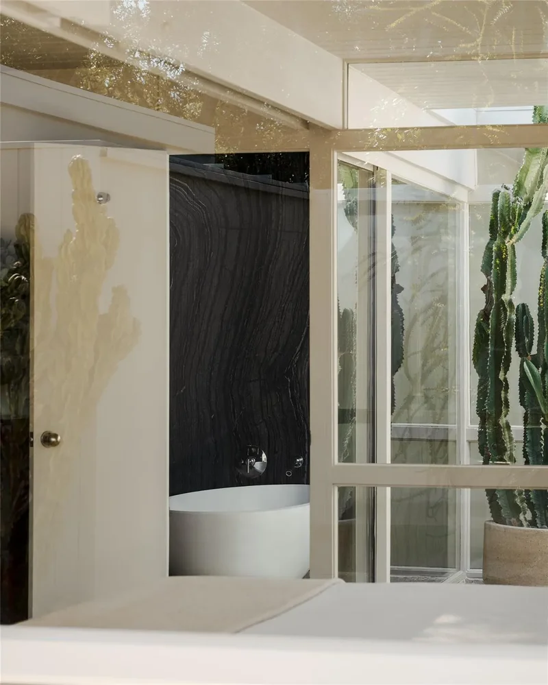 1272 E Verbena DR, Palm Springs, California, United States. - Photo 26